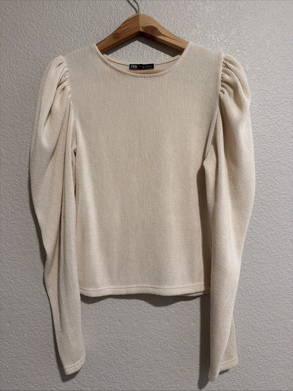 ZARA Blouse Top Luxury Minimalist Trad Wife Feminine Romantic Puff Sleeve Ivory